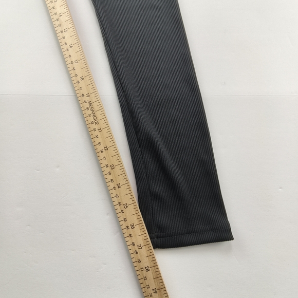 PUMA High Rise Ribbed Leggings S Black Athletic Stretch NWOT - Picture 8 of 8